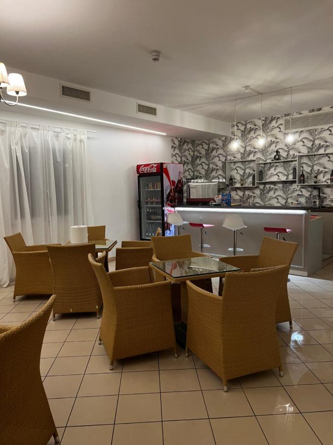 Hotel Trieste Ριτσόνε Εξωτερικό φωτογραφία
