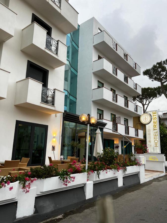 Hotel Trieste Ριτσόνε Εξωτερικό φωτογραφία
