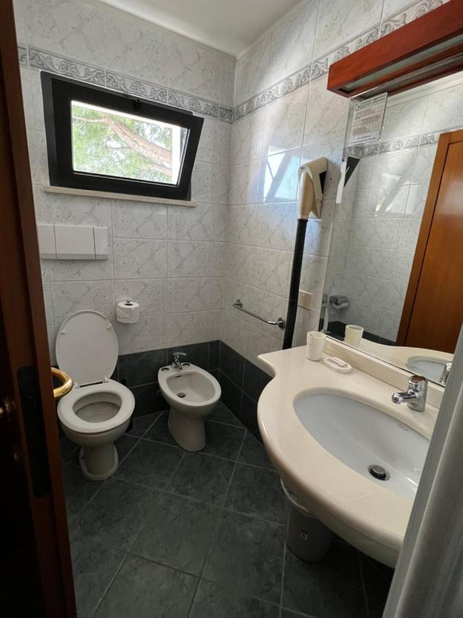 Hotel Trieste Ριτσόνε Εξωτερικό φωτογραφία